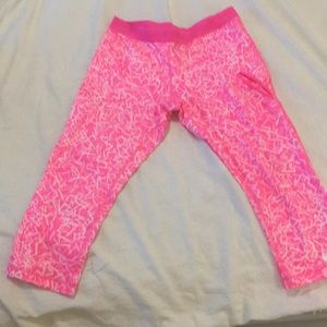 Nike Capri legging. Tennis pocket size small